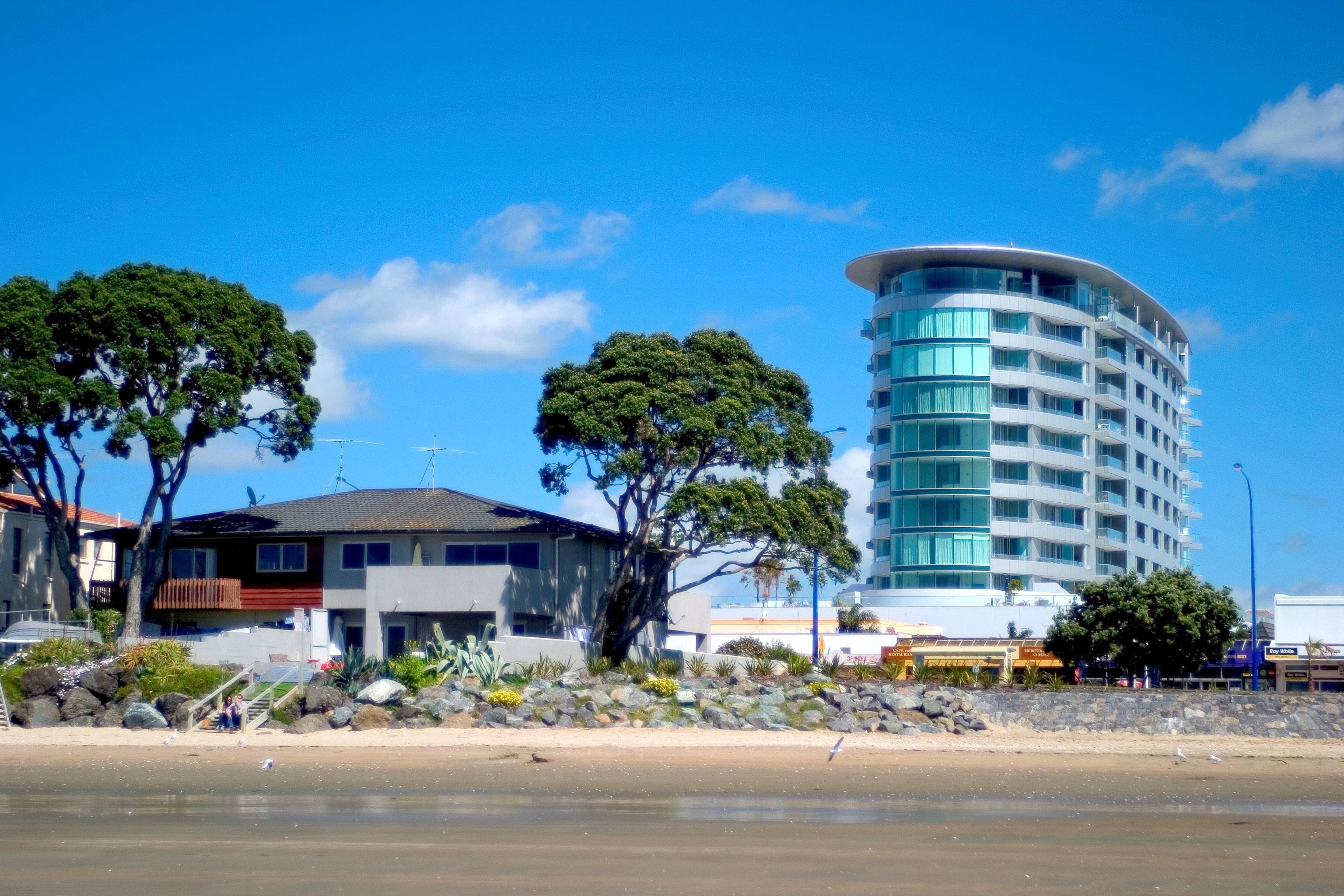 Ramada Suites By Wyndham Nautilus Orewa Esterno foto